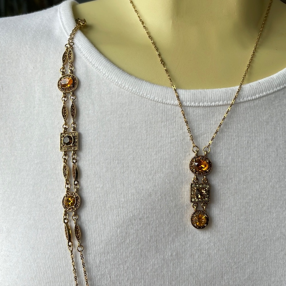 Premier Designs necklace and bracelet and earrings.